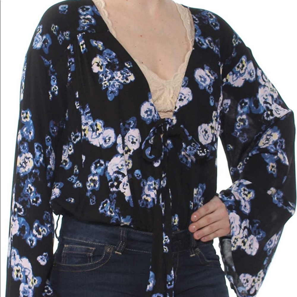 ⚡️Free people floral body suit with lace bottom